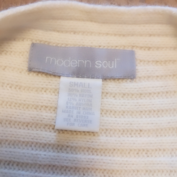 Modern Soul Wool Blend Twin-set Cream Small - Picture 7 of 16